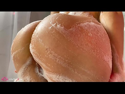 ❤️ Brunette masturboi pillua vibraattorilla intensiiviseen orgasmiin suihkussa ❤❌ Porno at fi.yh9n.top
