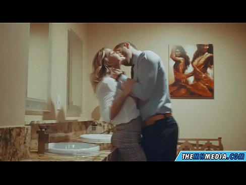 ❤️ Kun povekas blondi viettelee sinut julkisessa vessassa ❤❌ Porno at fi.yh9n.top